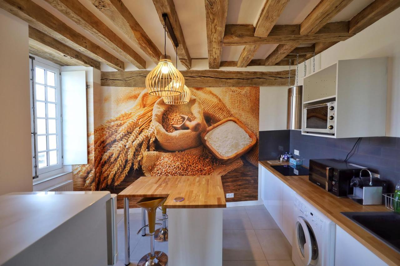 Le Bas Chitray Bed and Breakfast Ménil Εξωτερικό φωτογραφία