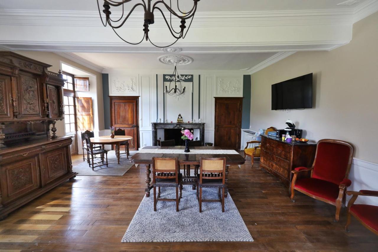 Le Bas Chitray Bed and Breakfast Ménil Εξωτερικό φωτογραφία